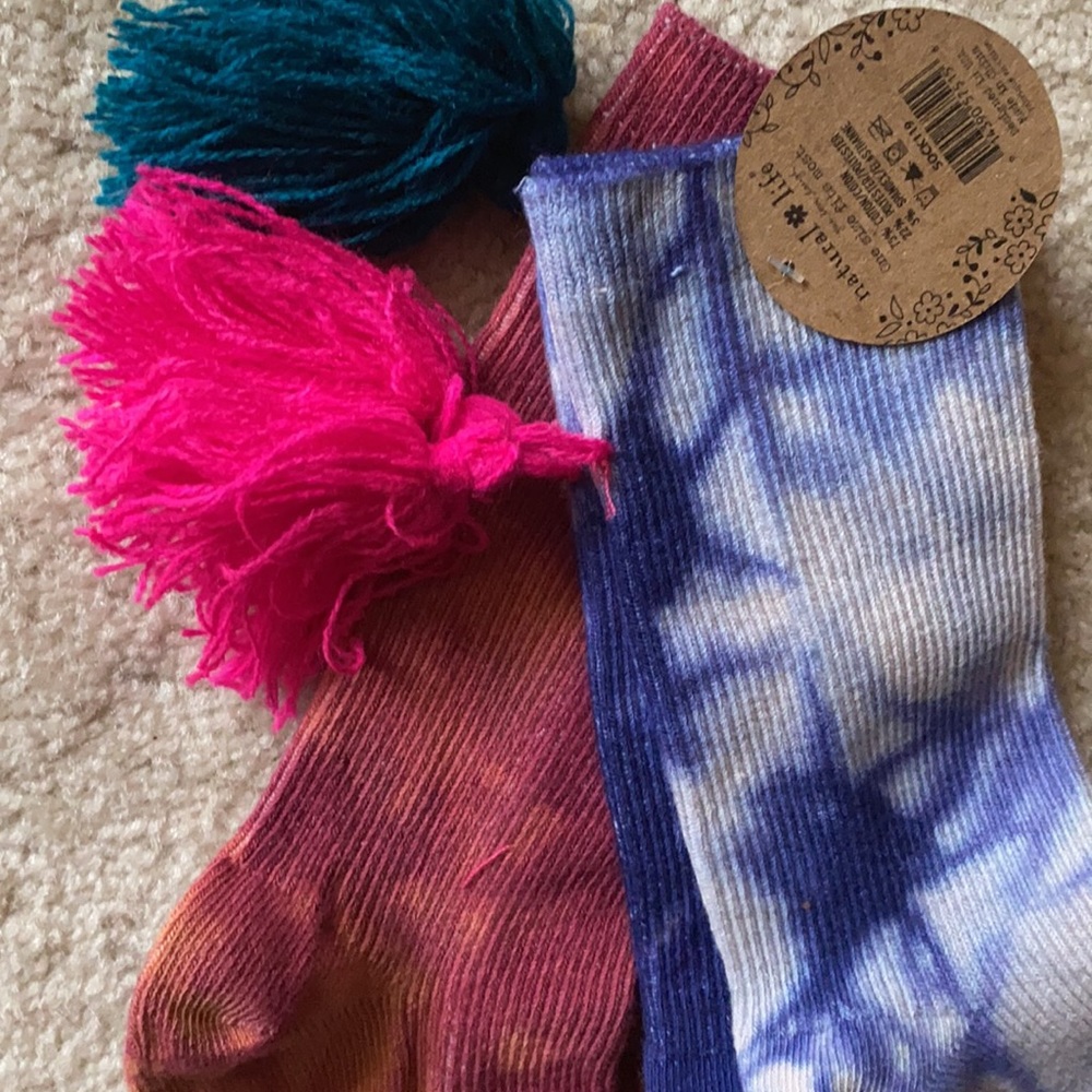 NEW tie dye tassel socks - 2 pairs - Picture 5 of 6